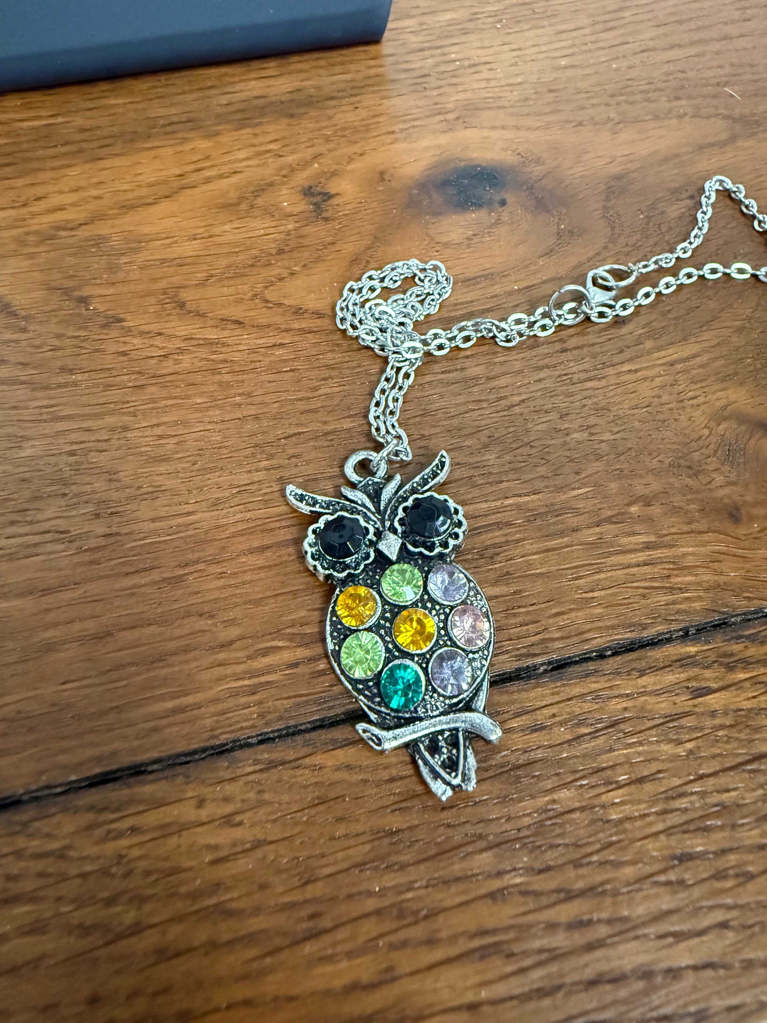 Silver Coloured Owl Pendant With Coloured Stones & Chain