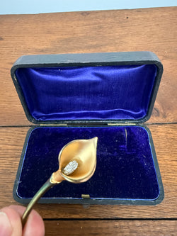 Calla Lily Gold Tone & Rhinestone Vintage brooch | Antique & Vintage | Moonee Ponds Antiques | Australia Wide Delivery