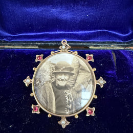 Antique 9ct Photo Locket Set With Seed Pearls & Garnets