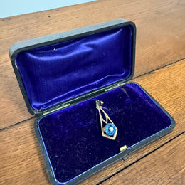 Vintage 9ct Silver Lined Pendant With Blue Stone