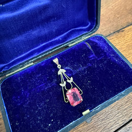 Vintage 9ct Silver Lined Pendant With Pink/Red Stone