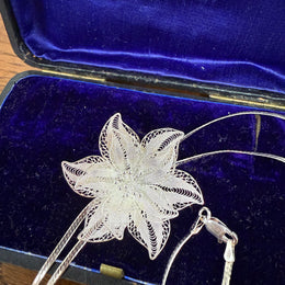 Vintage Hand Made Silver 925 Filigree Flower Pendant & Chain