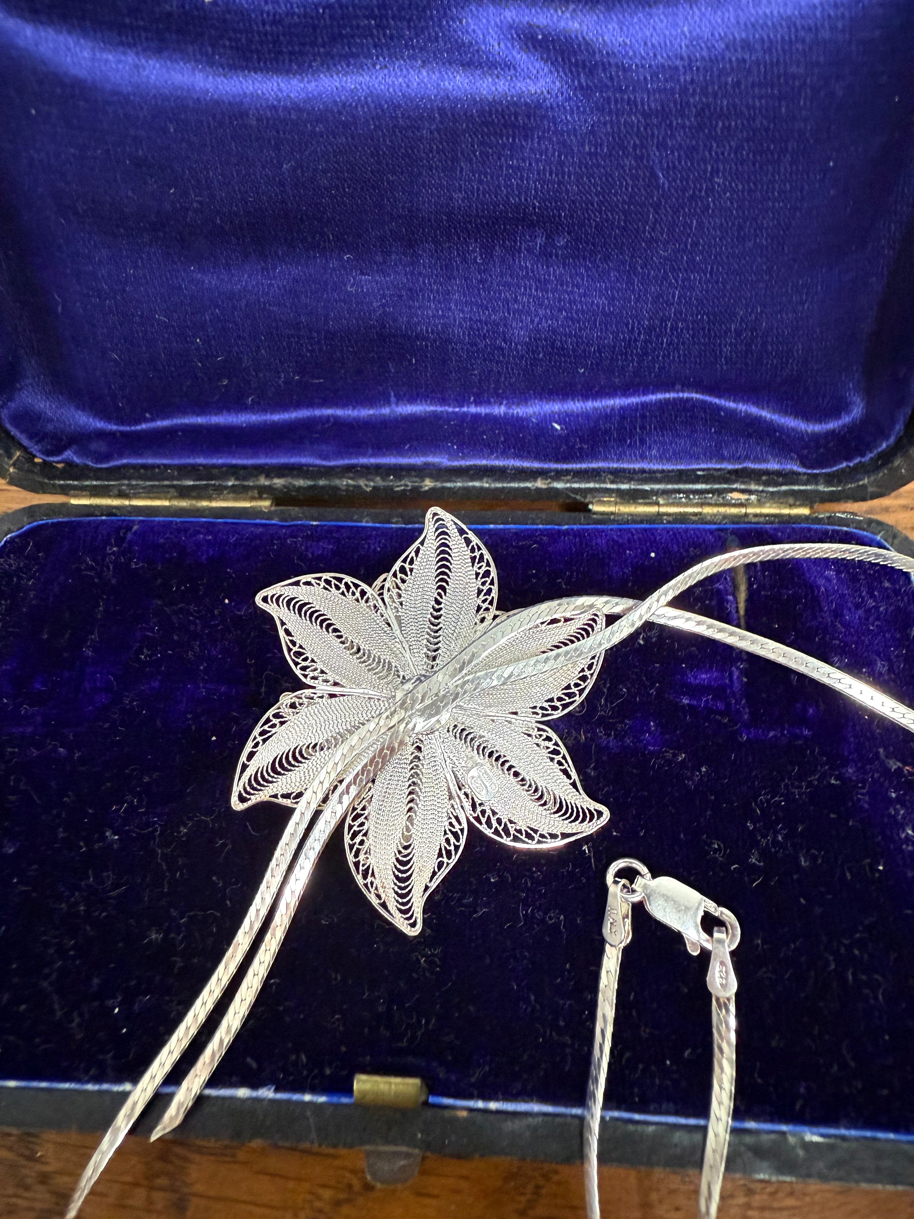 Vintage Hand Made Silver 925 Filigree Flower Pendant & Chain | Antique & Vintage | Moonee Ponds Antiques | Australia Wide Delivery