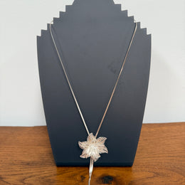 Vintage Hand Made Silver 925 Filigree Flower Pendant & Chain