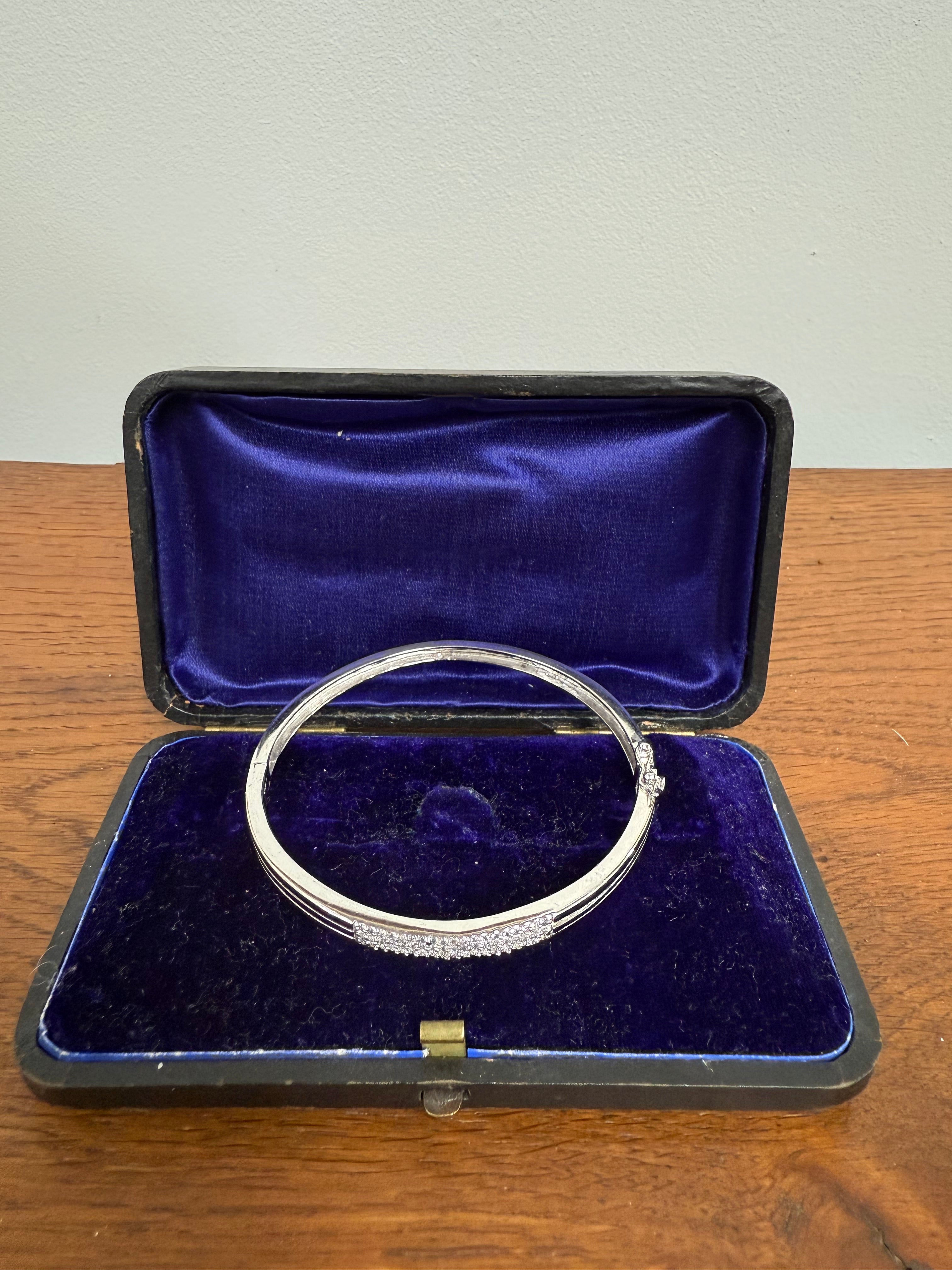 Sterling Silver Articulated Bangle set with crystals