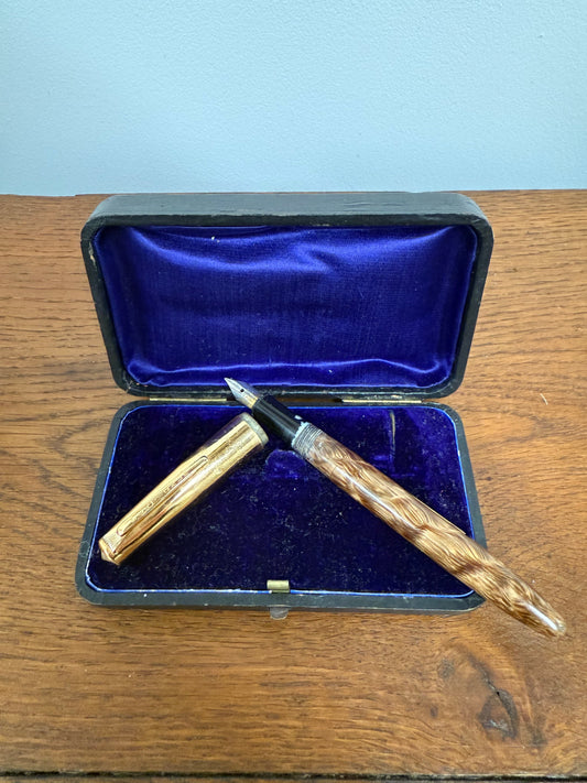 Vintage Platignum Bijou Fountain Pen