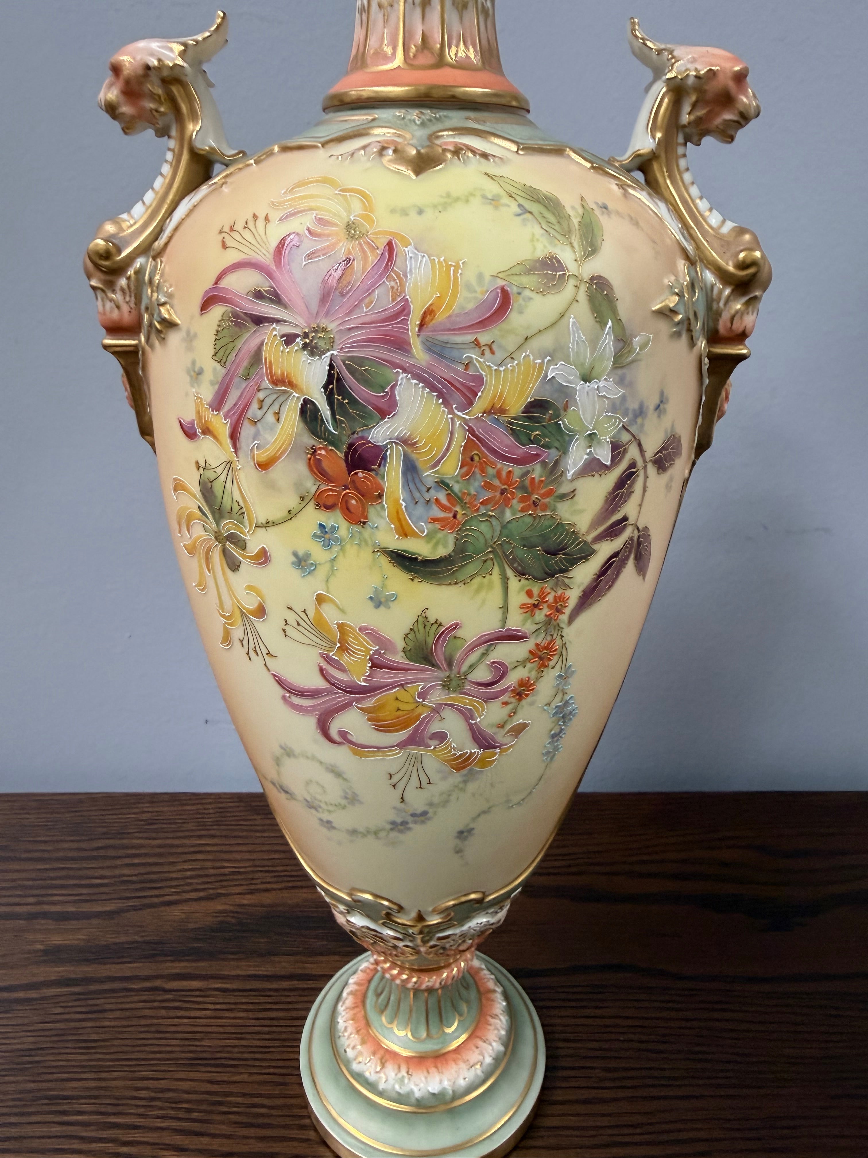 Antique English Royal Worcester Vase