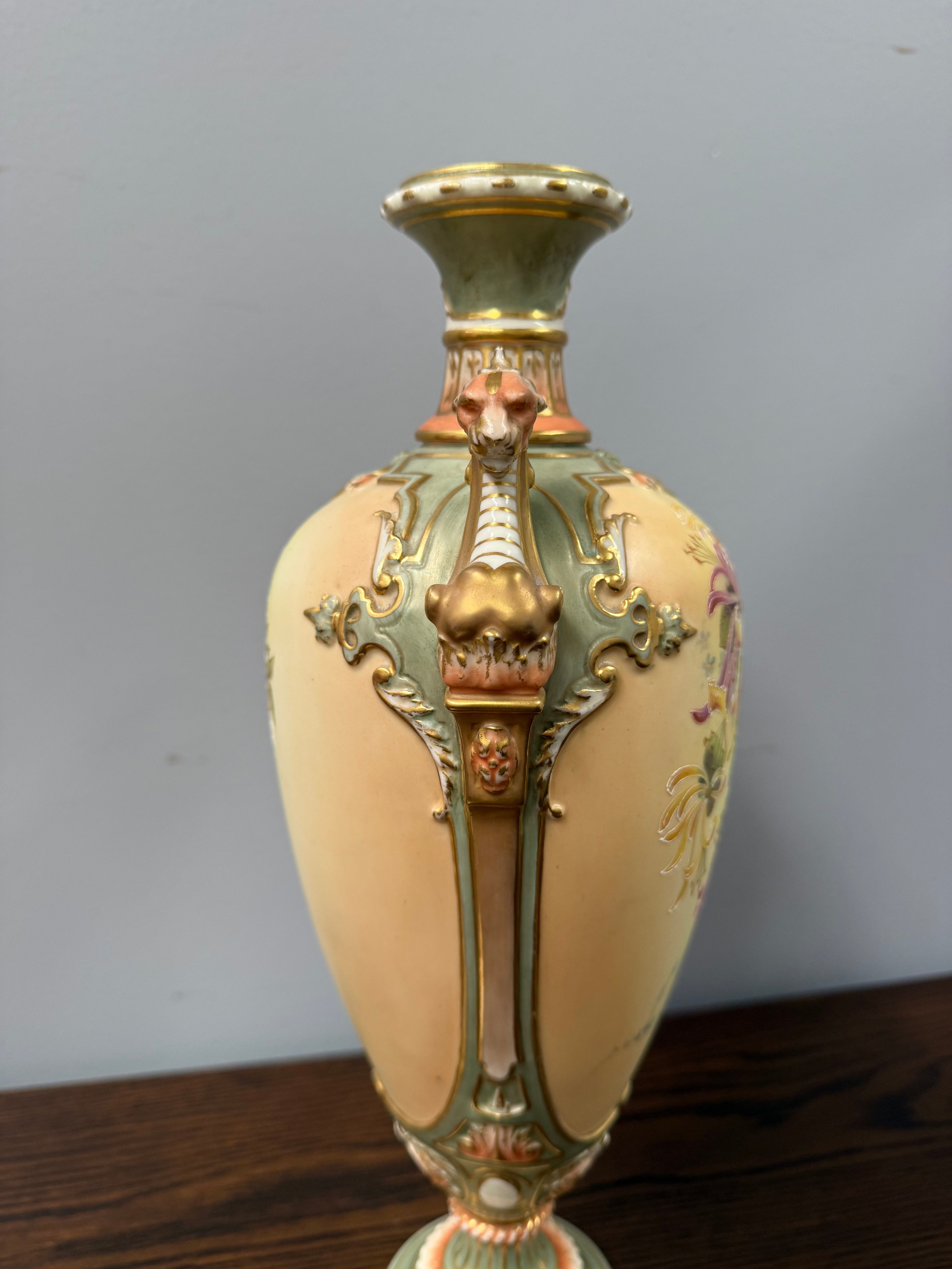 Antique English Royal Worcester Vase