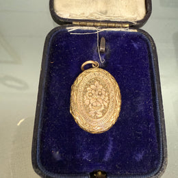 Victorian 9 Carat Gold Mourning Locket