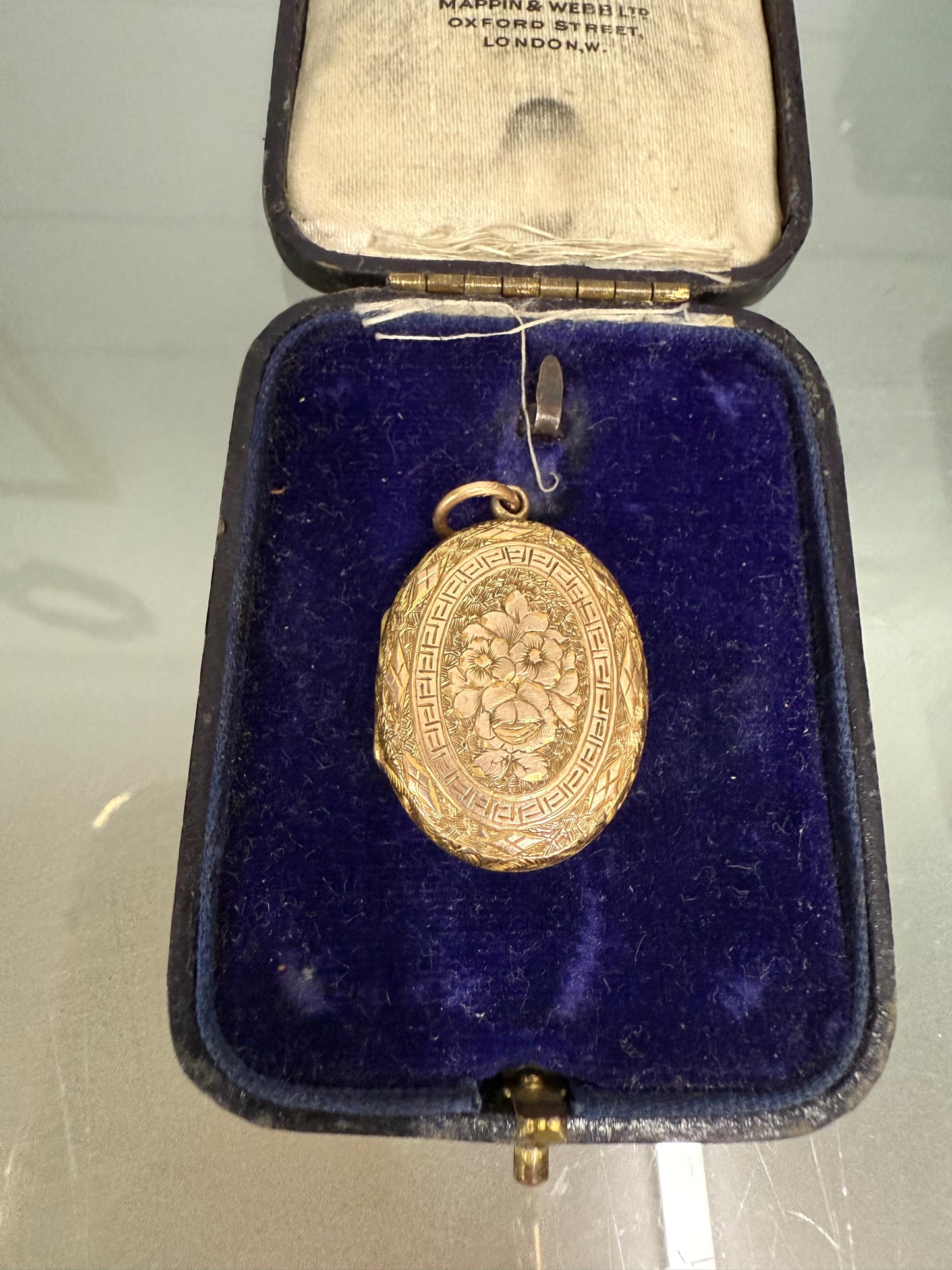 Victorian 9 Carat Gold Mourning Locket