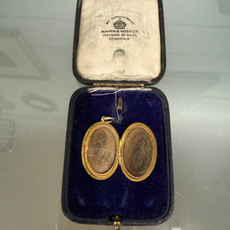 Victorian 9 Carat Gold Mourning Locket