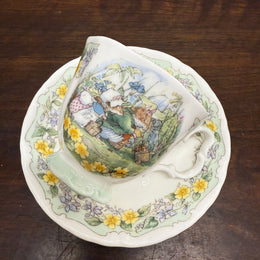 Brambly Hedge Tea Cup & Saucer 'The Outing'