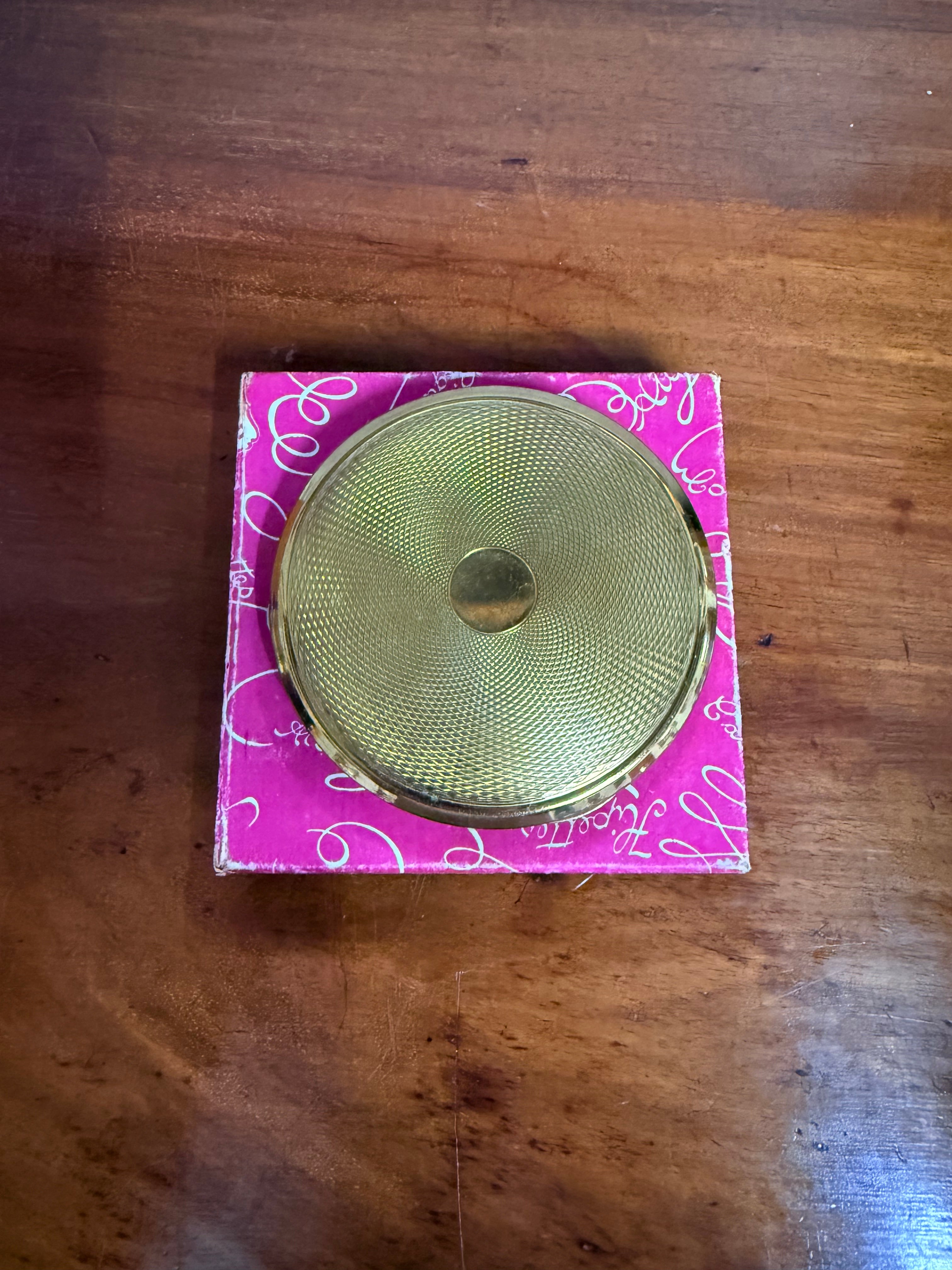 Vintage Kigu Compact with Original Box | Antique & Vintage | Moonee Ponds Antiques | Australia Wide Delivery