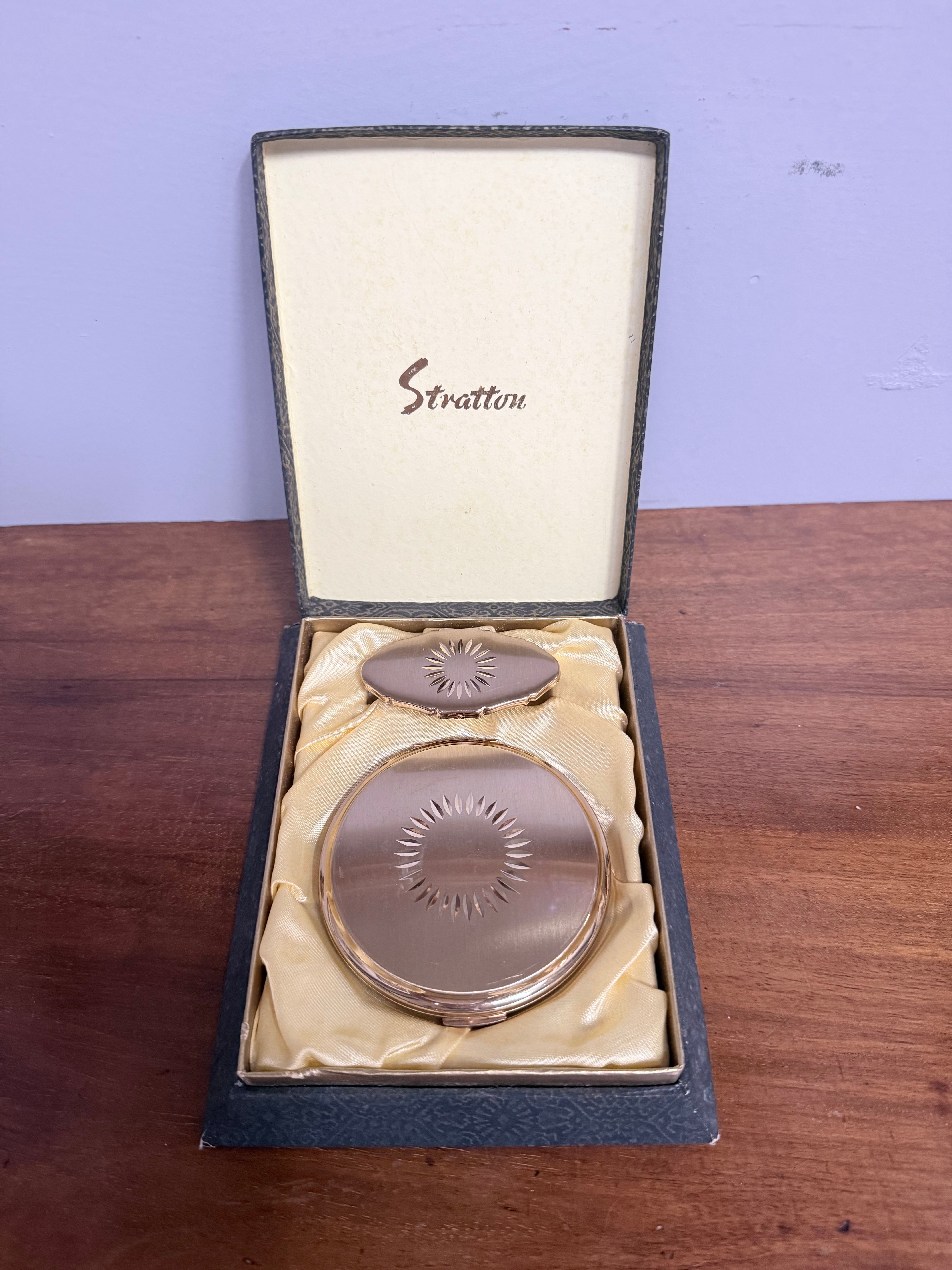 Vintage Stratton Compact Mirror & Lipstick Holder In Original Box | Antique & Vintage | Moonee Ponds Antiques | Australia Wide Delivery