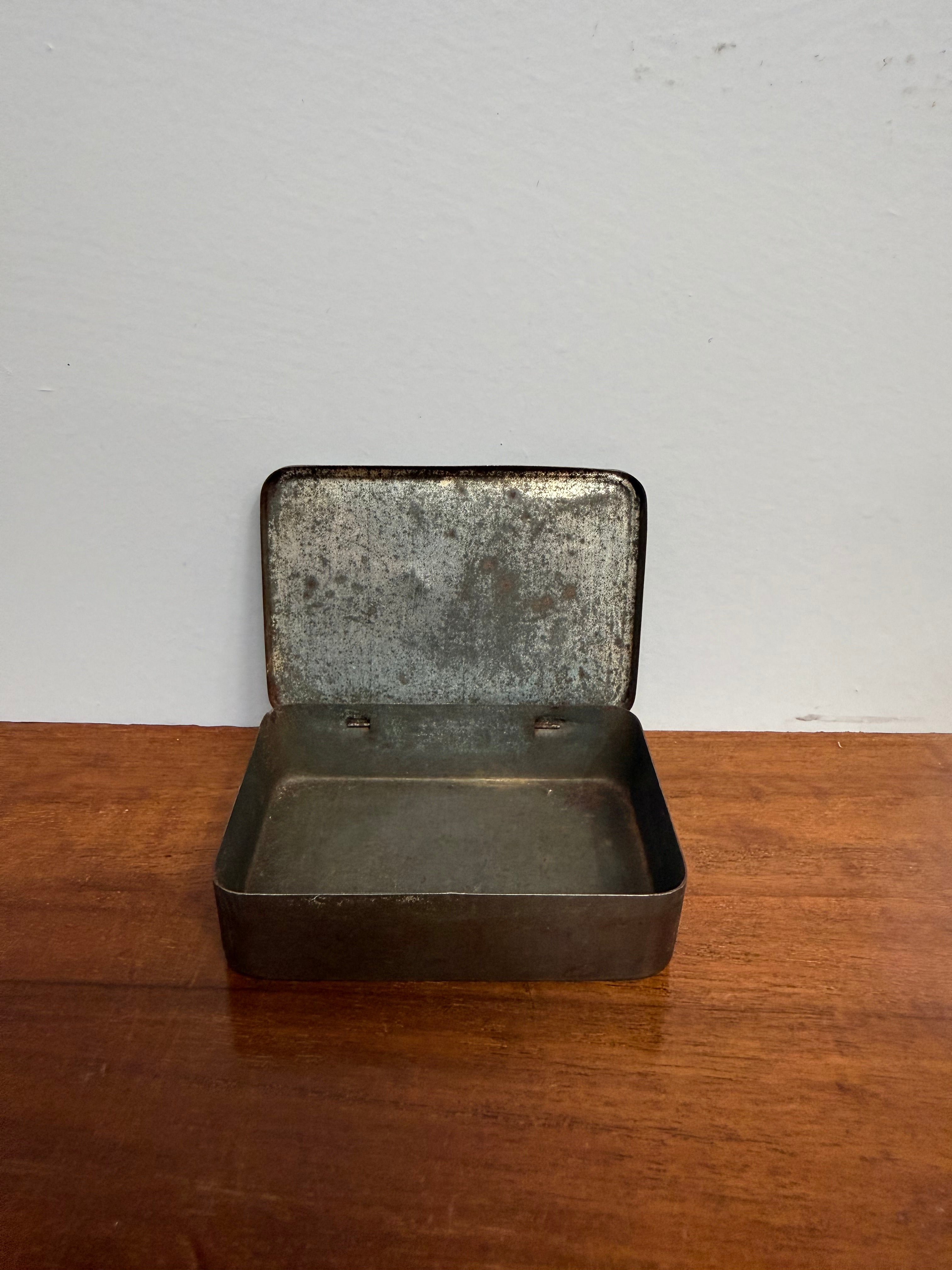 Vintage Champion Australian Tobacco Tin | Antique & Vintage | Moonee Ponds Antiques | Australia Wide Delivery