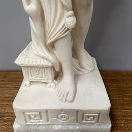 Classical Greek/Roman Female Statuette