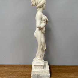 Classical Greek/Roman Female Statuette