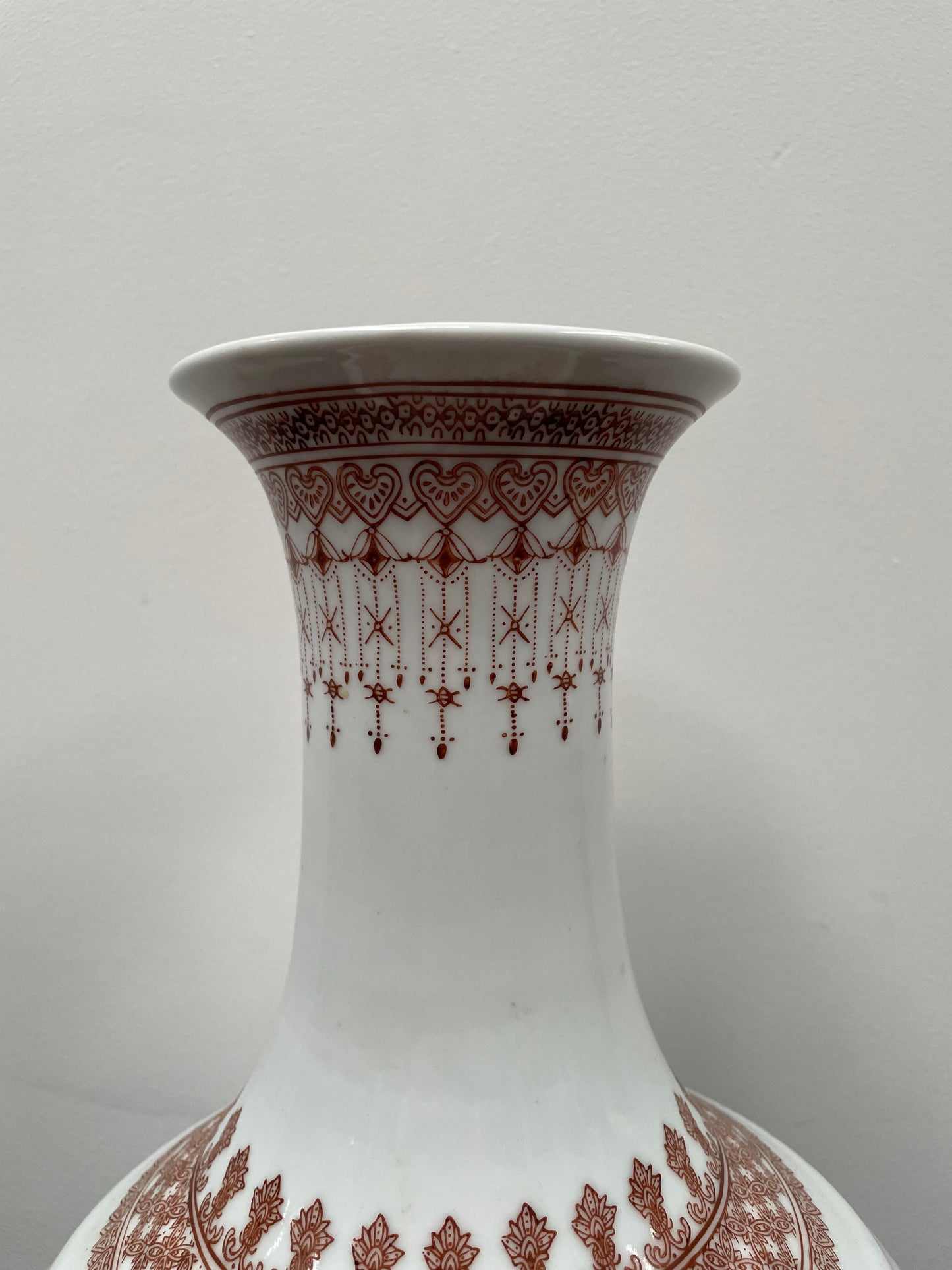 Large Chinese Iron Red & White Vase "Immortals In Landscape"