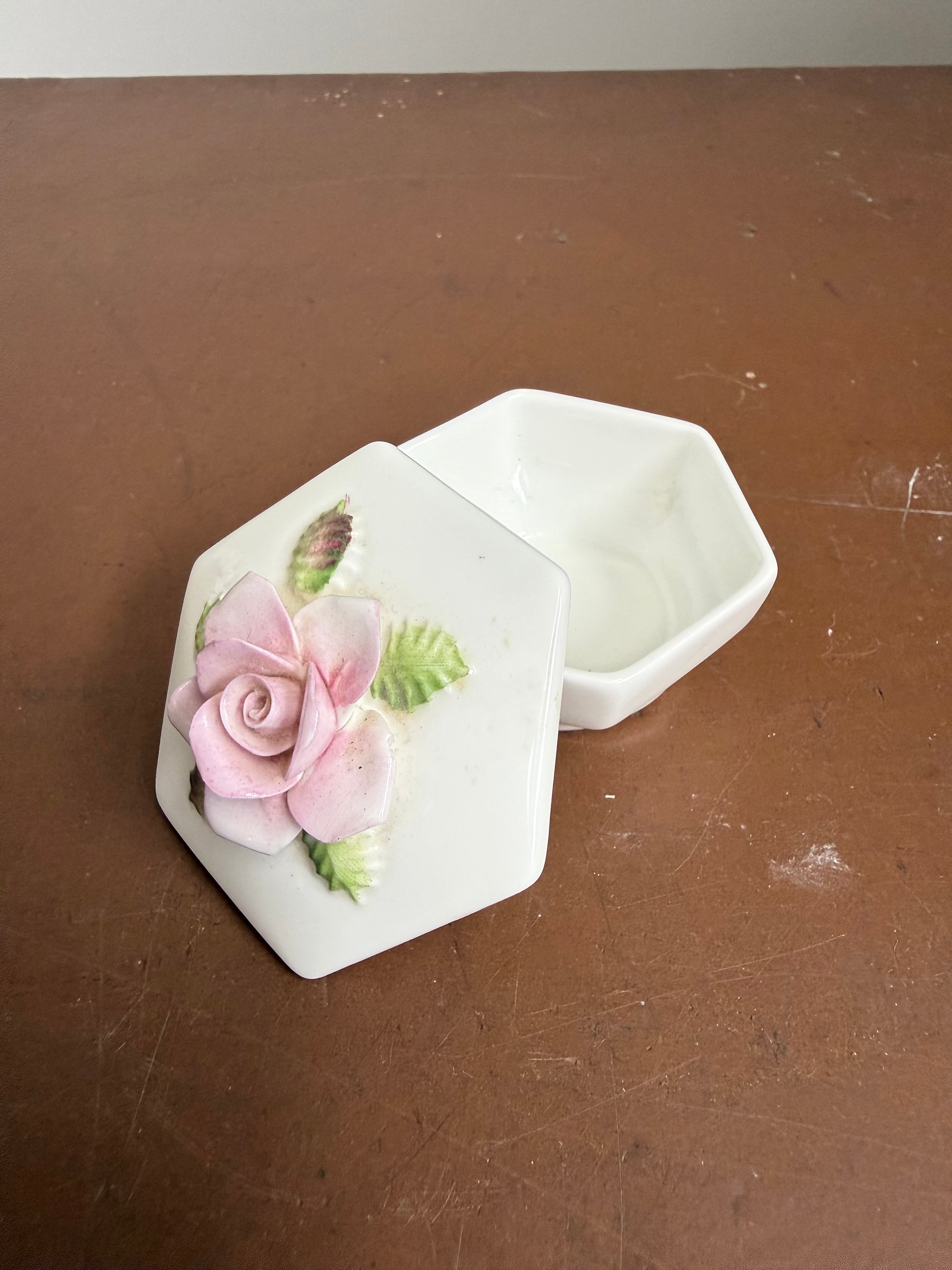 Vintage Coalport Trinket Box C1980's