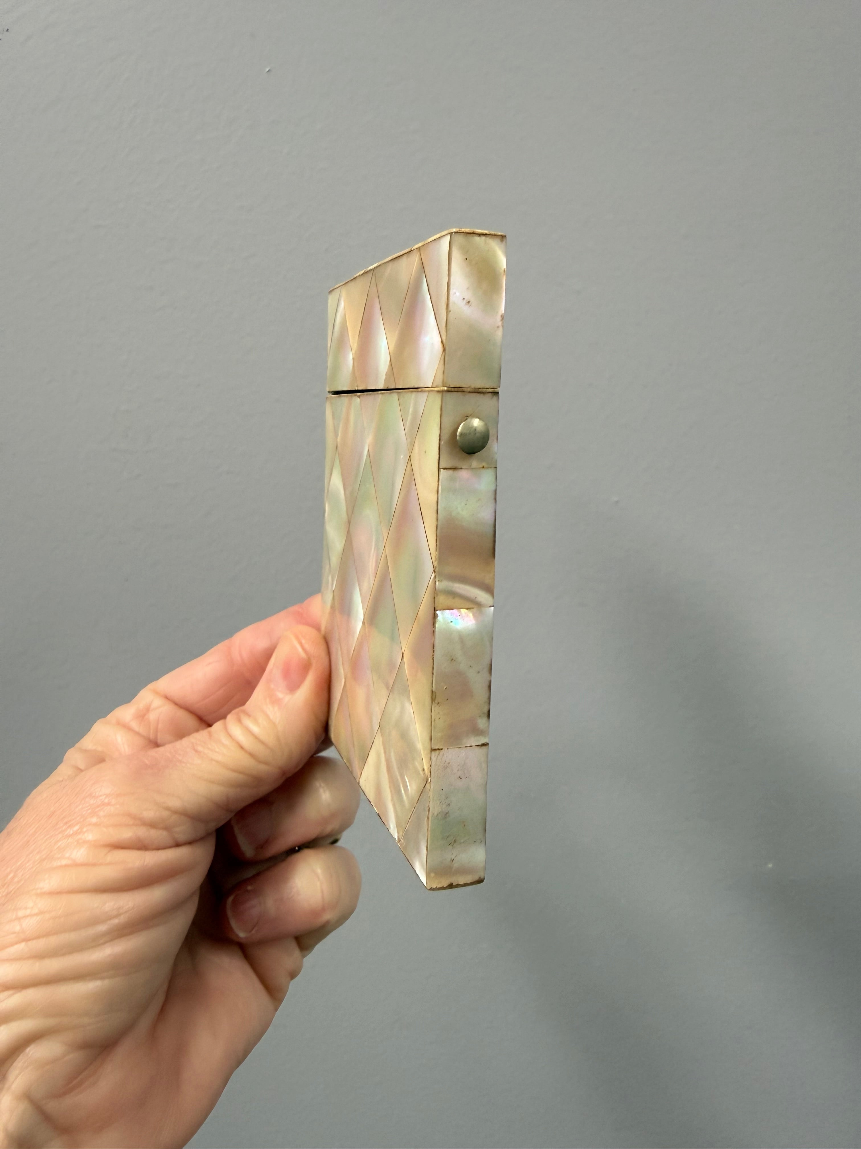 Victorian Mother Of Pearl Visiting Card Case.