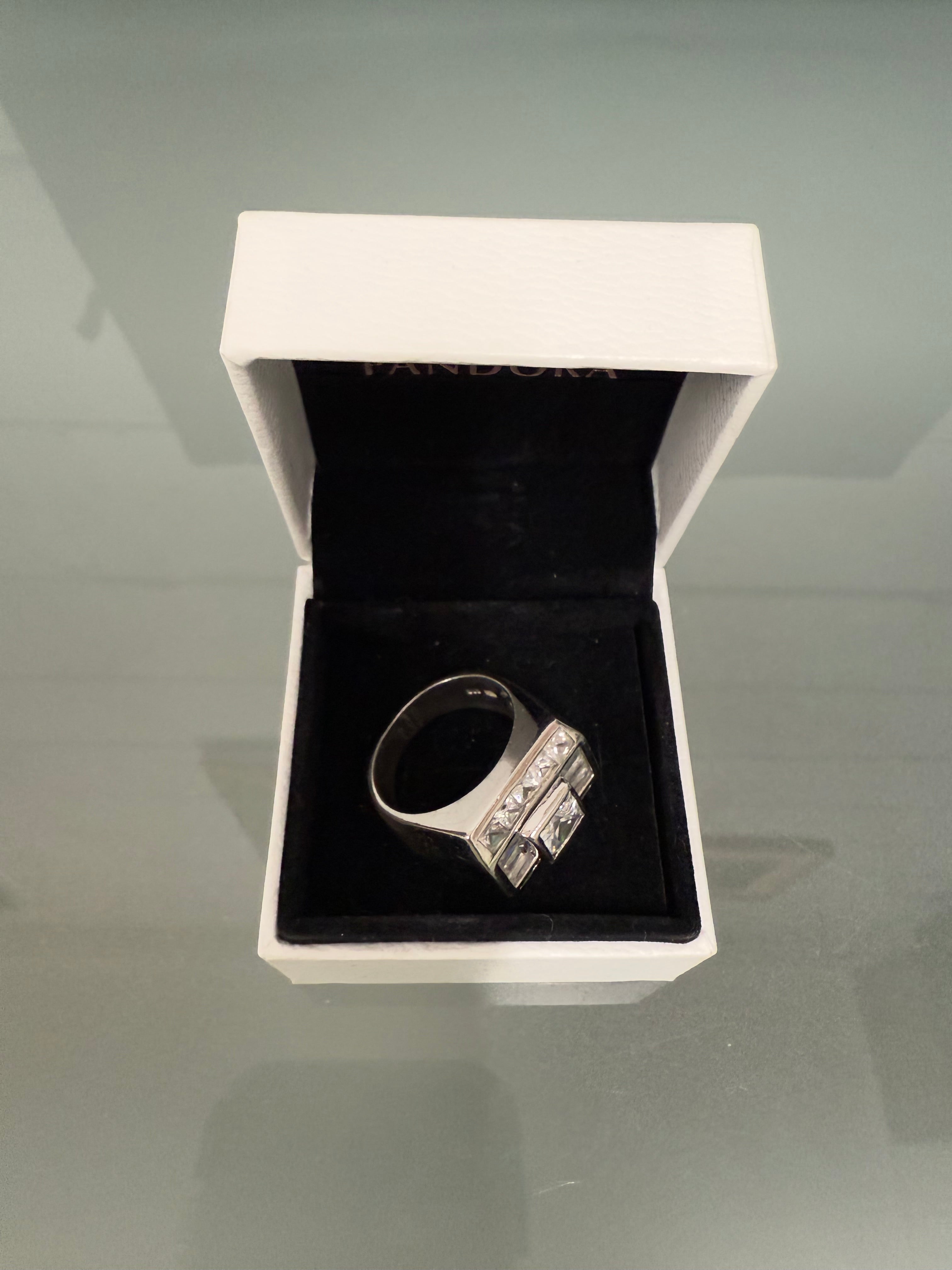 Impressive Vintage Silver (925) & White Stone Ring | Antique & Vintage | Moonee Ponds Antiques | Australia Wide Delivery
