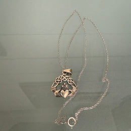 Vintage Sterling Silver Claddagh Style Pendant & Chain