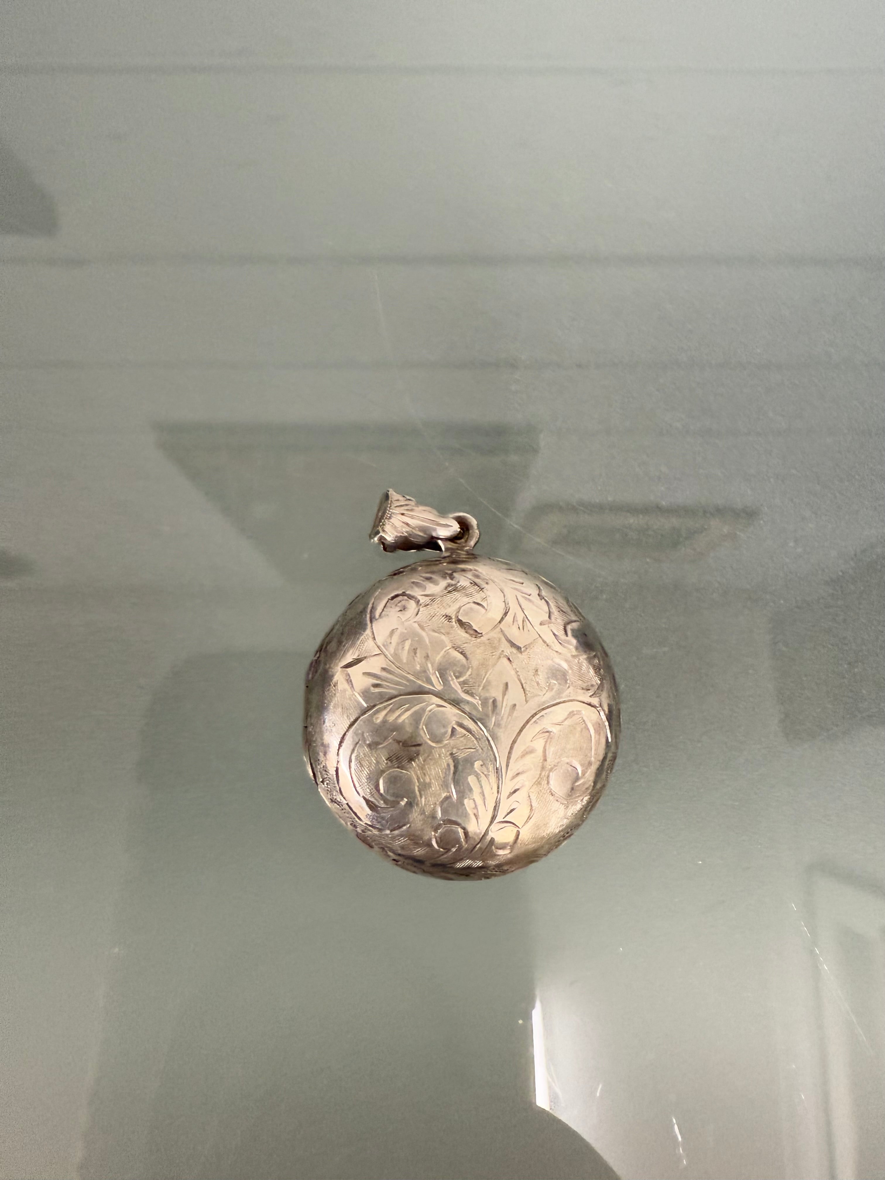 Vintage Siam Sterling Silver Locket | Antique & Vintage | Moonee Ponds Antiques | Australia Wide Delivery