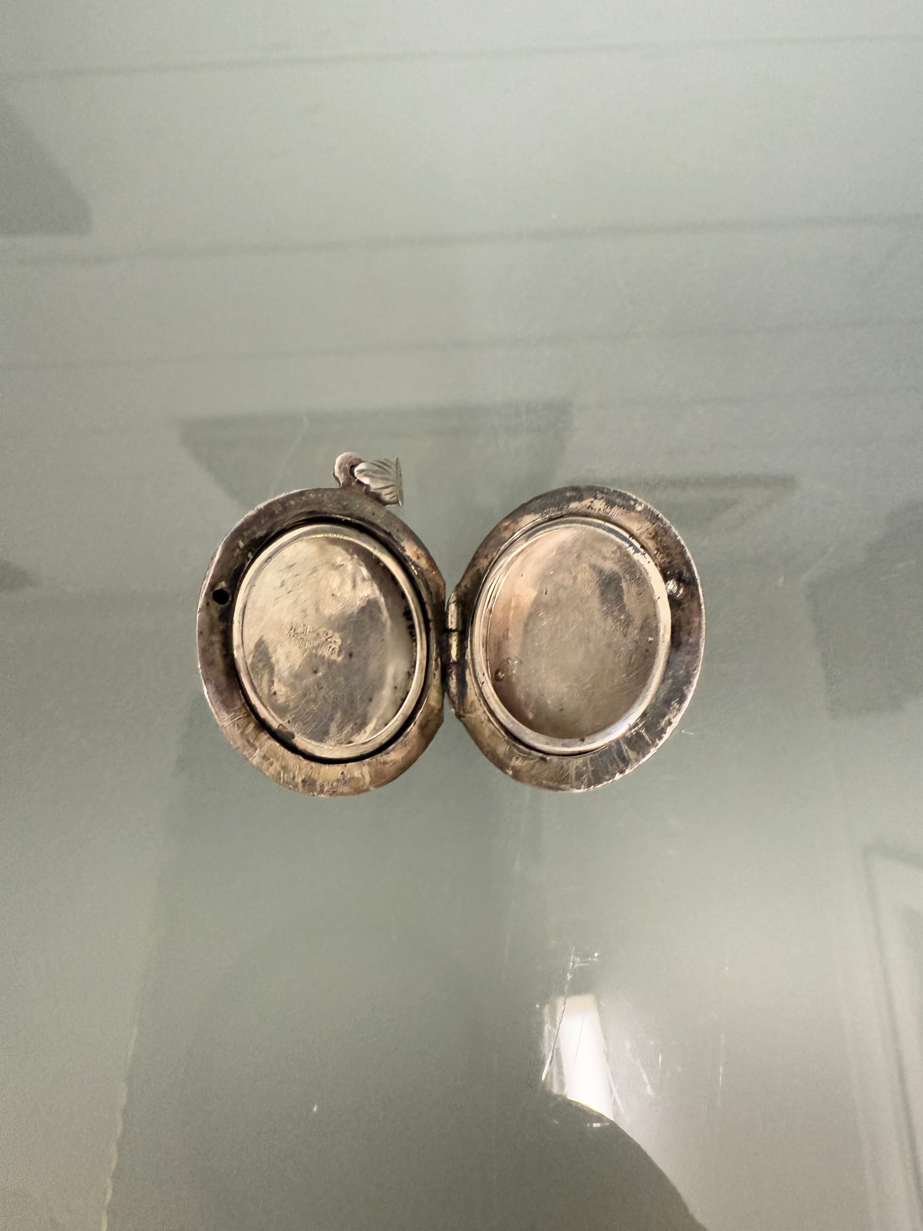 Vintage Siam Sterling Silver Locket | Antique & Vintage | Moonee Ponds Antiques | Australia Wide Delivery