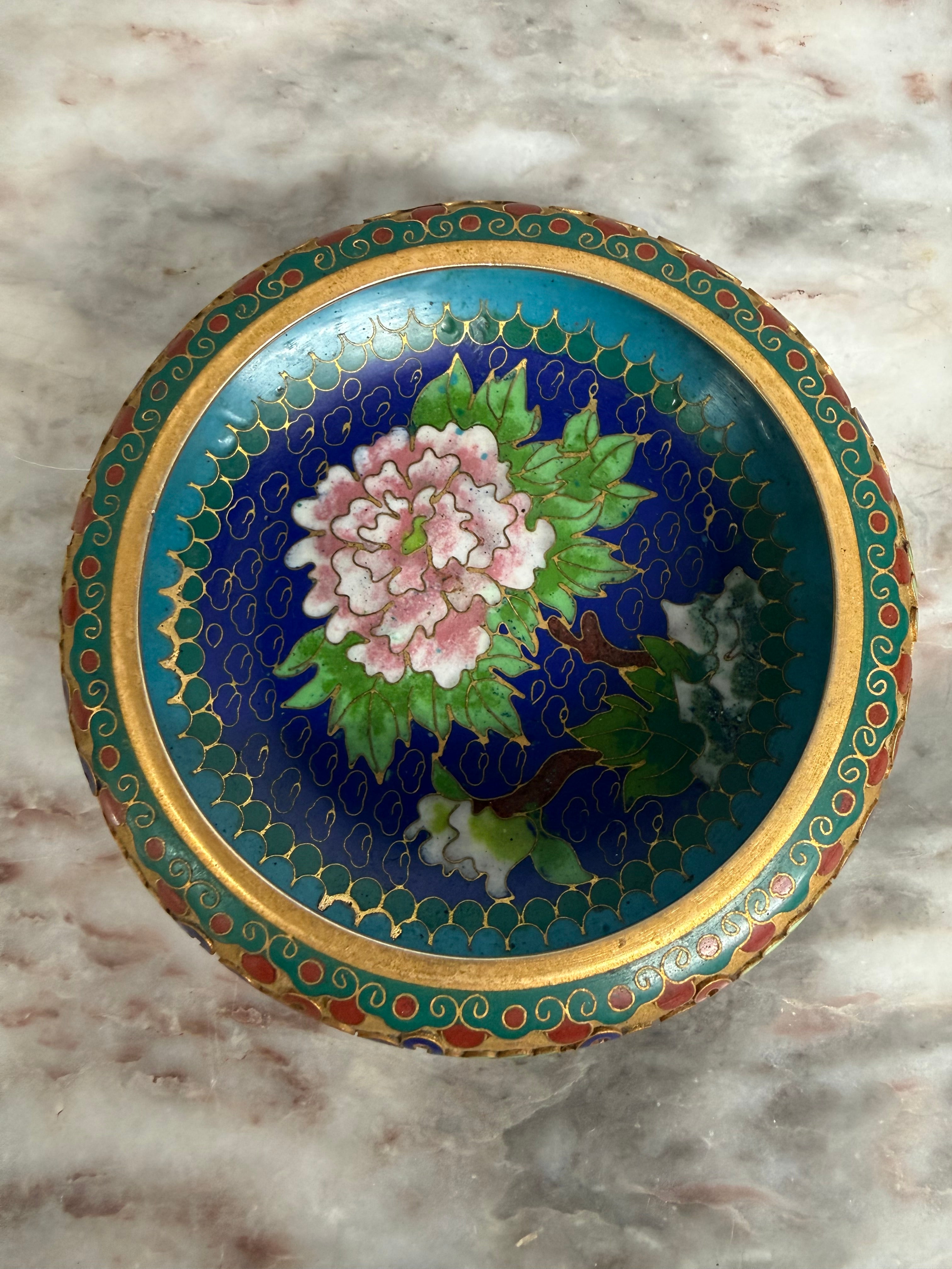 Vintage Chinese Cloisonne Gilt Enamel Decorated Bowl