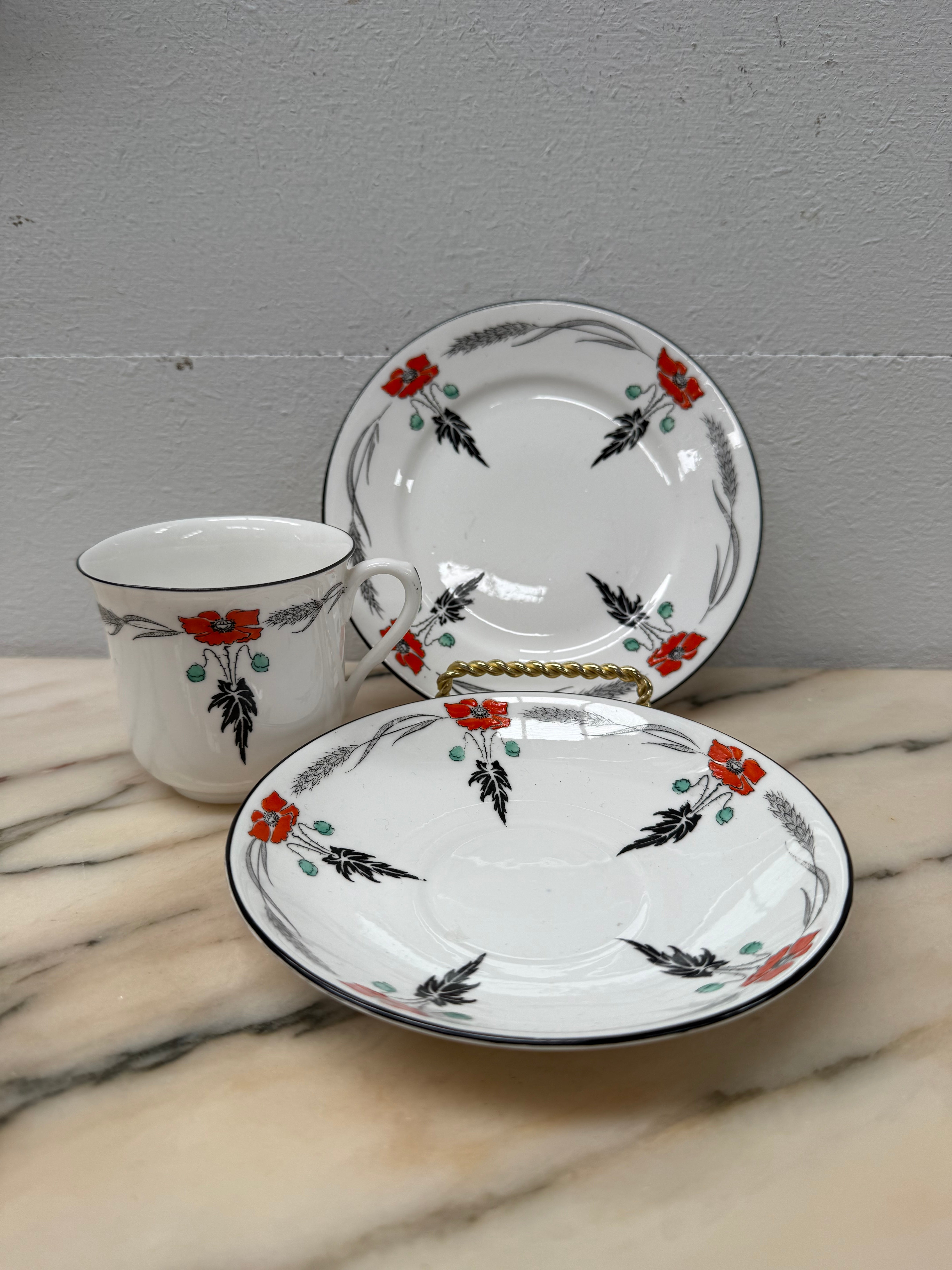 Shelley Red Poppy Trio | Antique & Vintage | Moonee Ponds Antiques | Australia Wide Delivery