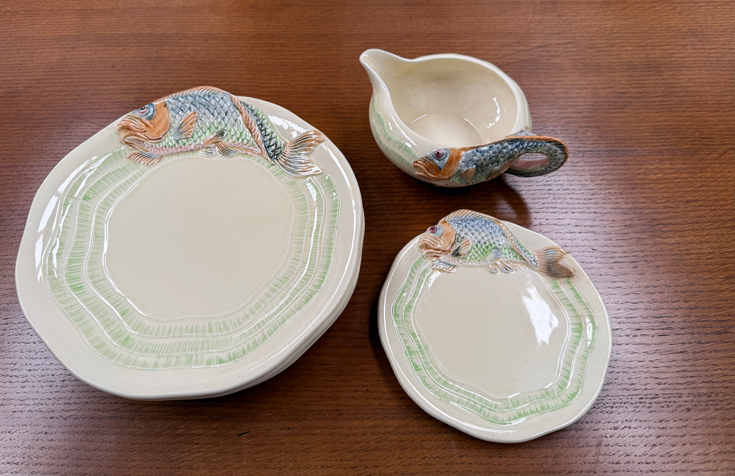 Vintage Clarice Cliff Jumping Fish Service