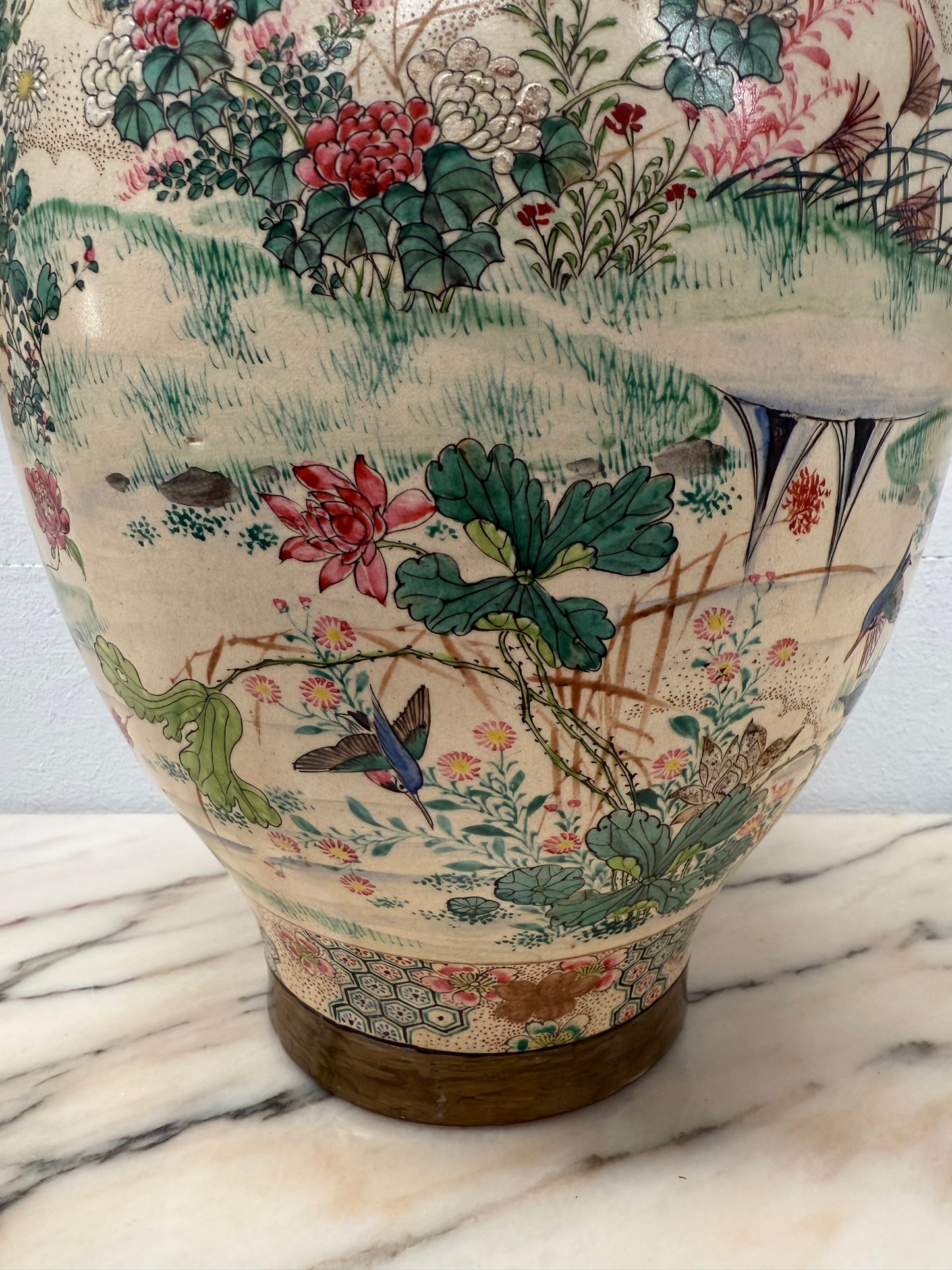 Large Stunning Japanese Meiji Period Satsumas Vase C1880