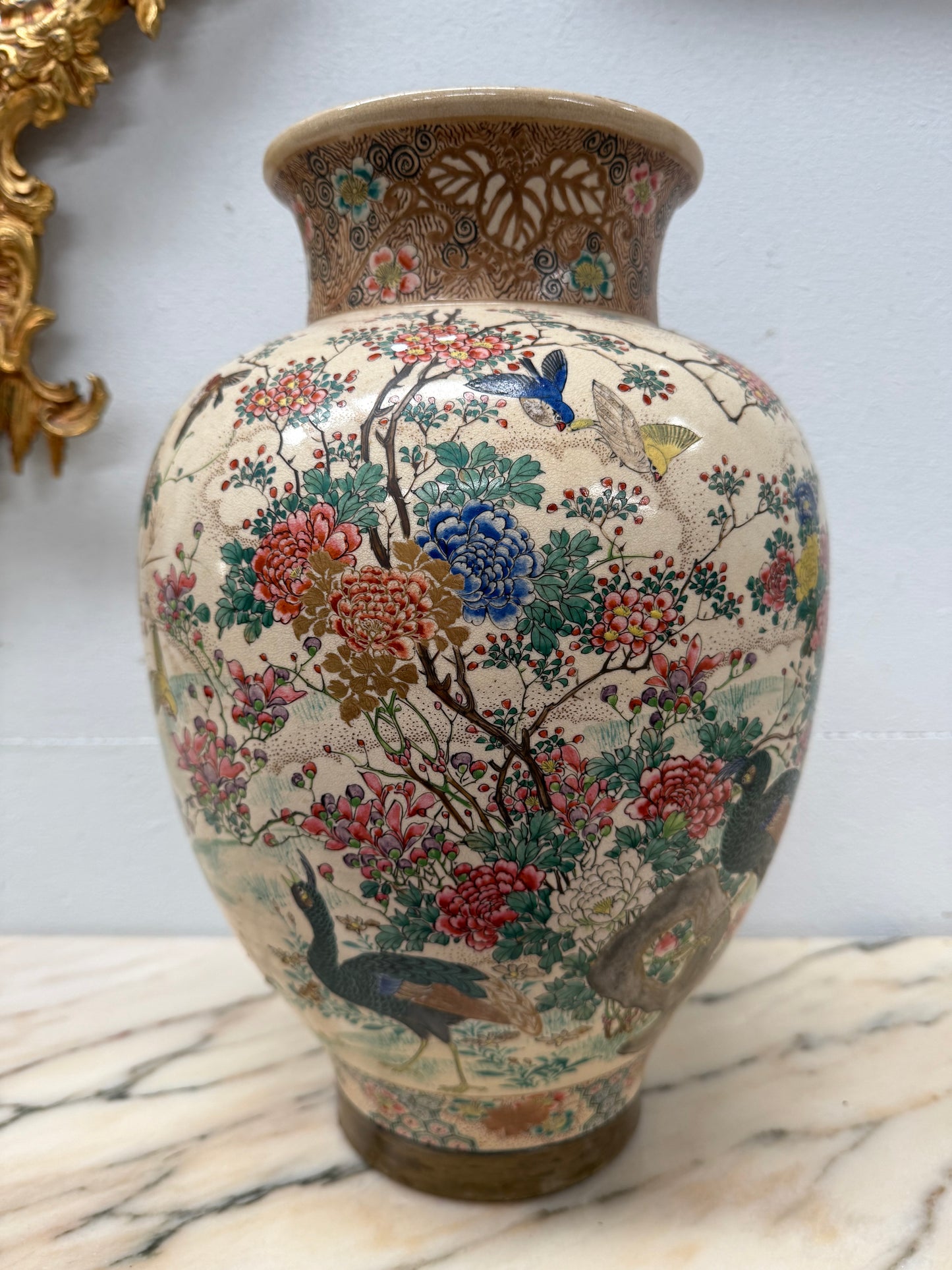 Large Stunning Japanese Meiji Period Satsumas Vase C1880