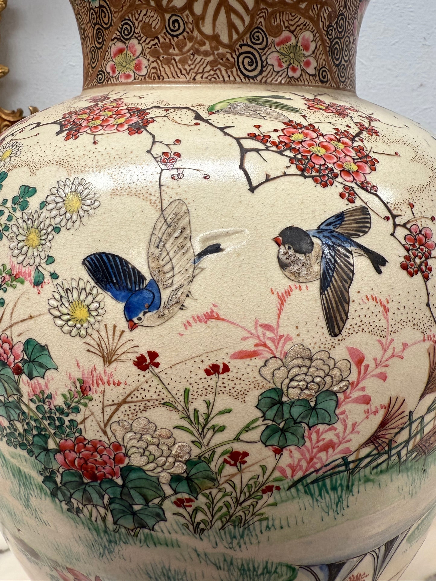 Large Stunning Japanese Meiji Period Satsumas Vase C1880