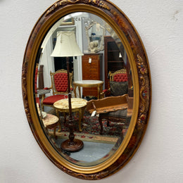Lovely decorative vintage mirror with a pretty oval frame and bevelled edge mirror. Sourced locally and in good original condition. Please see photos as they form part of the description and condition.