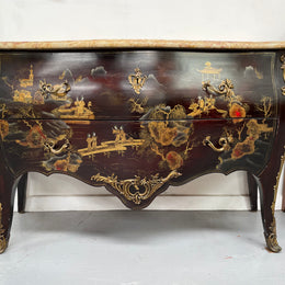 A stunning Antique Louis XV style Chinoiseries marble top two drawer commode with beautiful hand painted decorative details throughout. It has quality decorative ormolu mounts and handles. It is in good original detailed condition. 