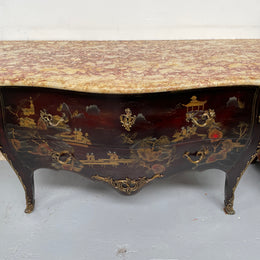 A stunning Antique Louis XV style Chinoiseries marble top two drawer commode with beautiful hand painted decorative details throughout. It has quality decorative ormolu mounts and handles. It is in good original detailed condition. 