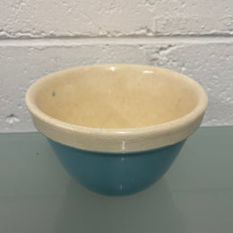 Lovely small vintage mixing bowl made in Britain stamp on base. It is blue and white in colour and it is in good original condition.