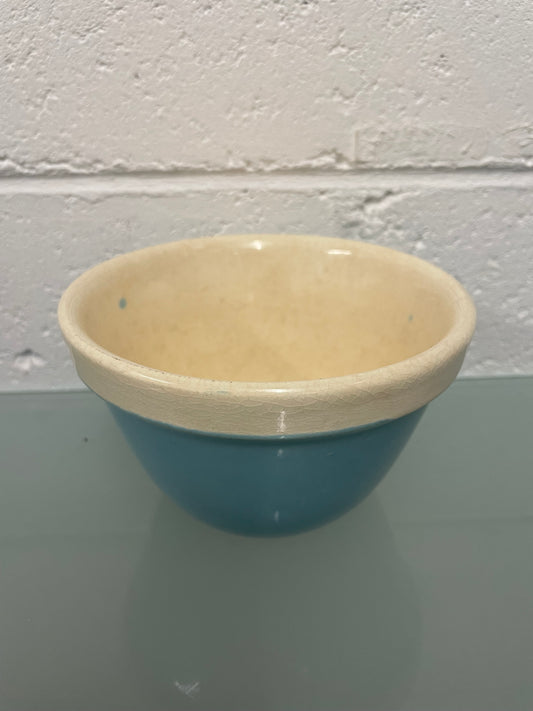 Lovely small vintage mixing bowl made in Britain stamp on base. It is blue and white in colour and it is in good original condition.