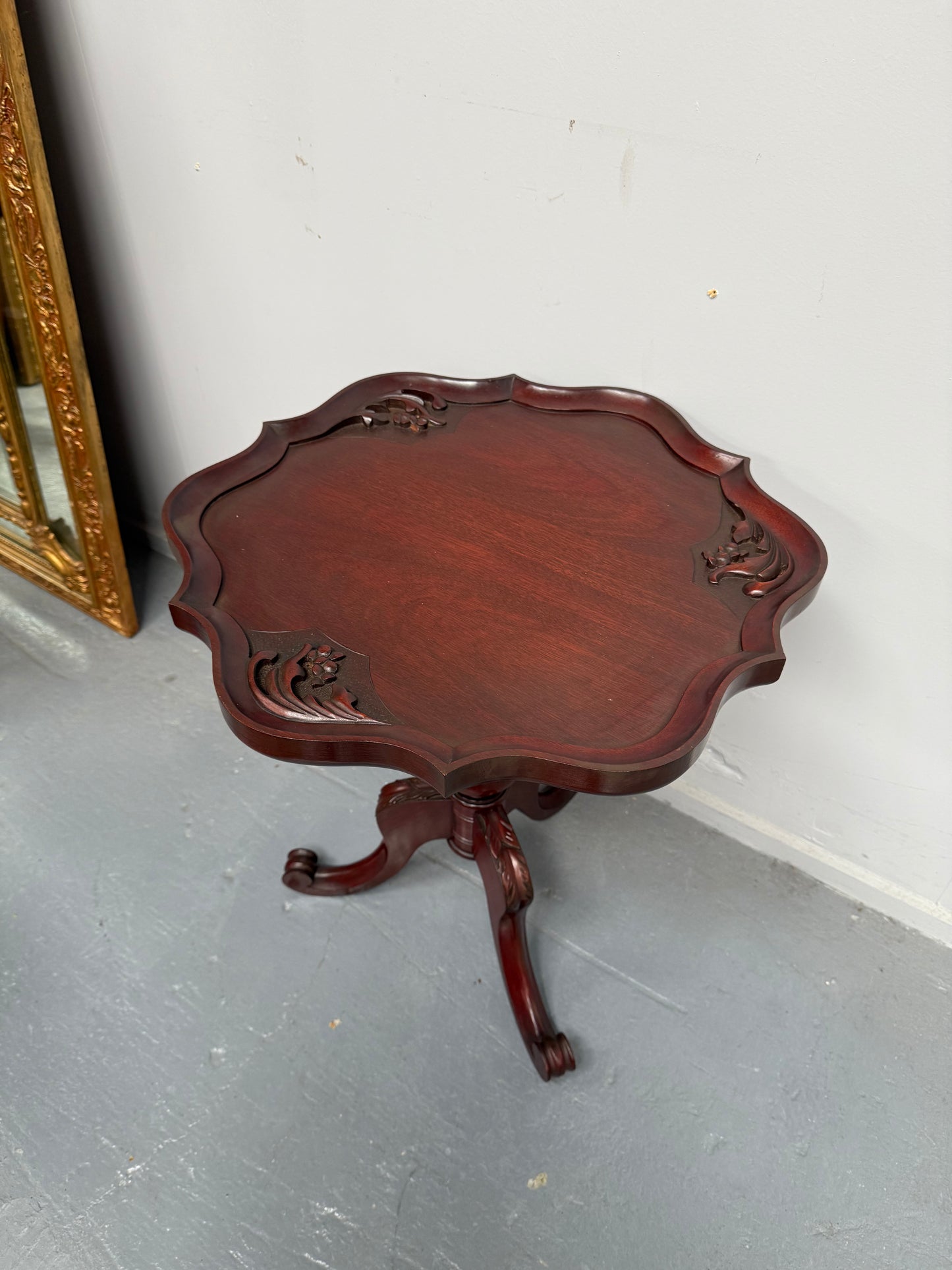 Vintage Mashogany Pie Crust Tea Wine Side Table