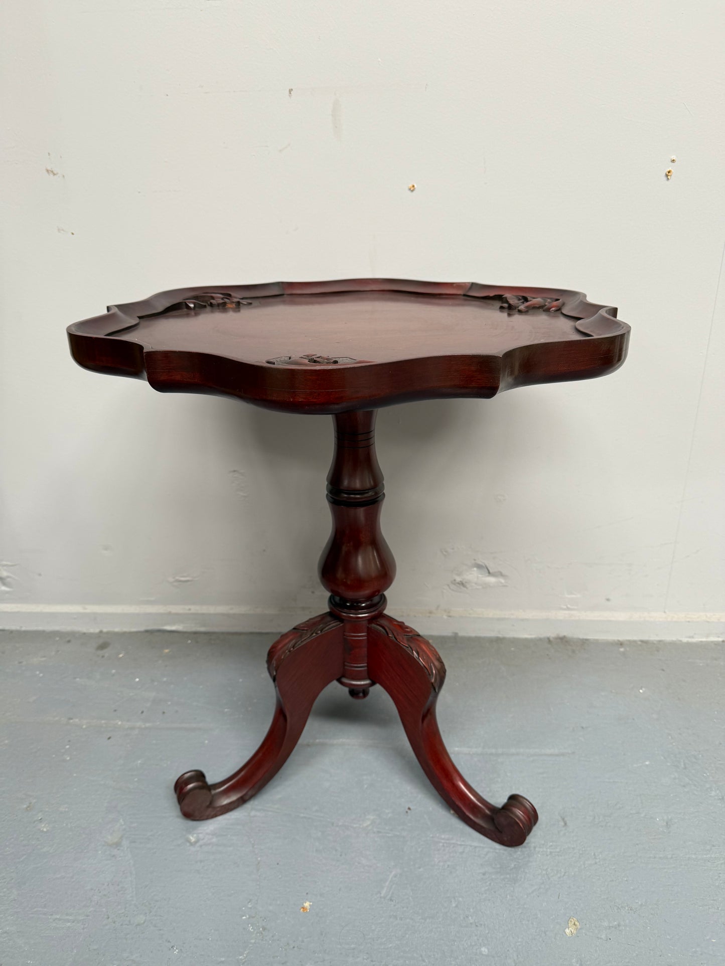 Vintage Mashogany Pie Crust Tea Wine Side Table