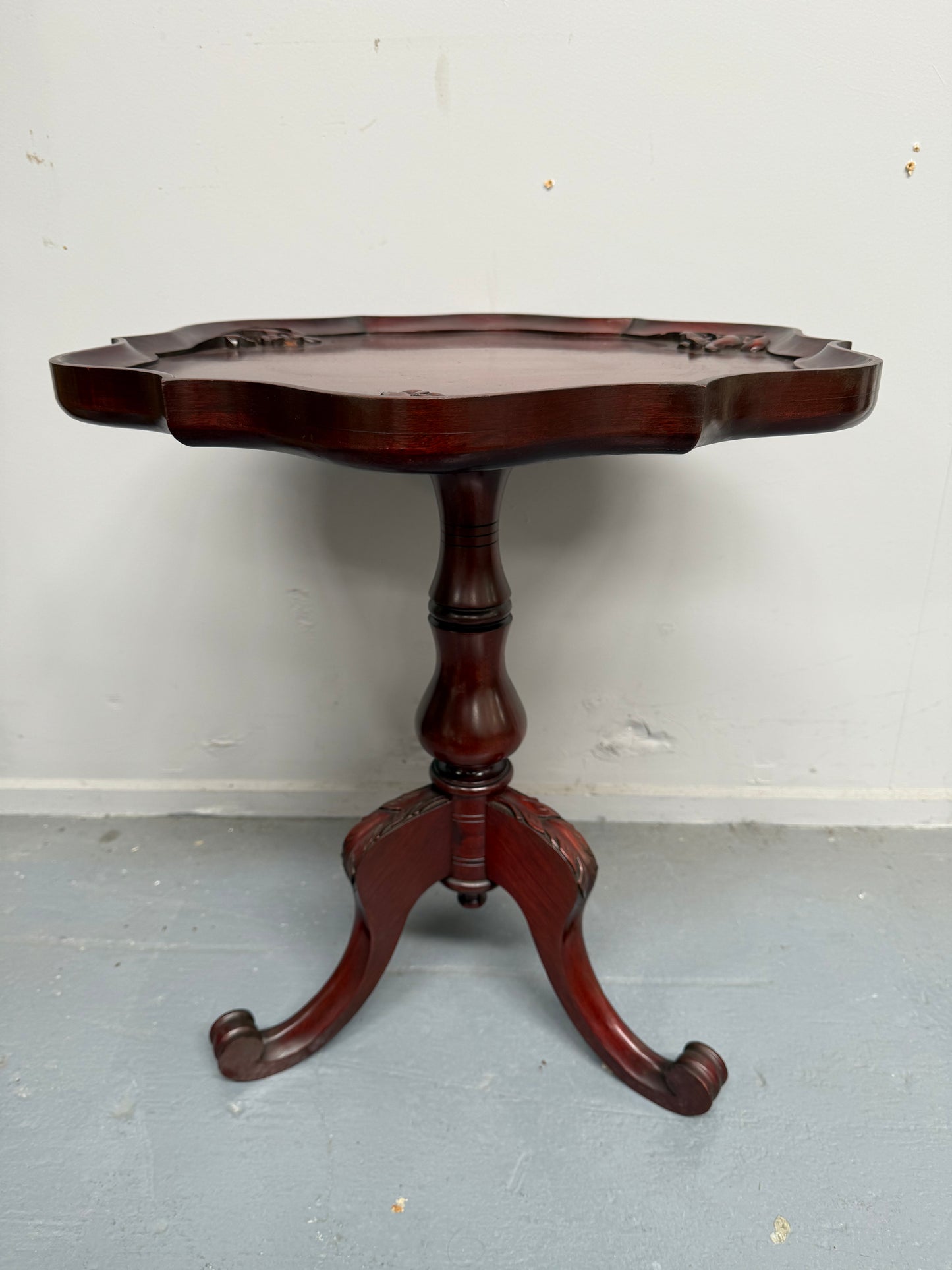 Vintage Mashogany Pie Crust Tea Wine Side Table
