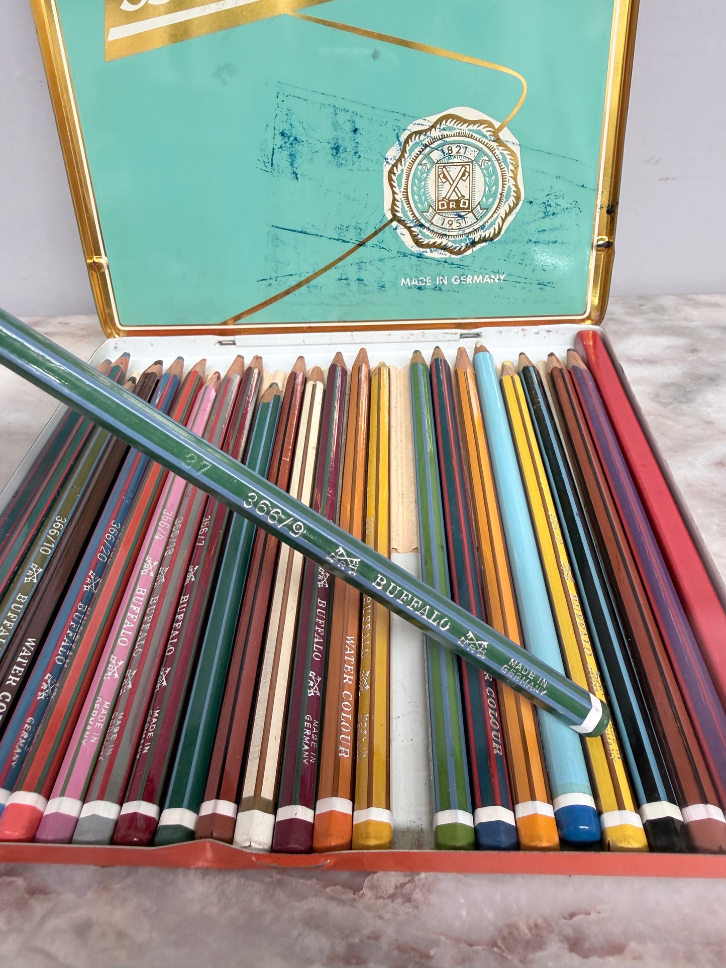 Vintage Set Buffalo Water-Colours Pencils