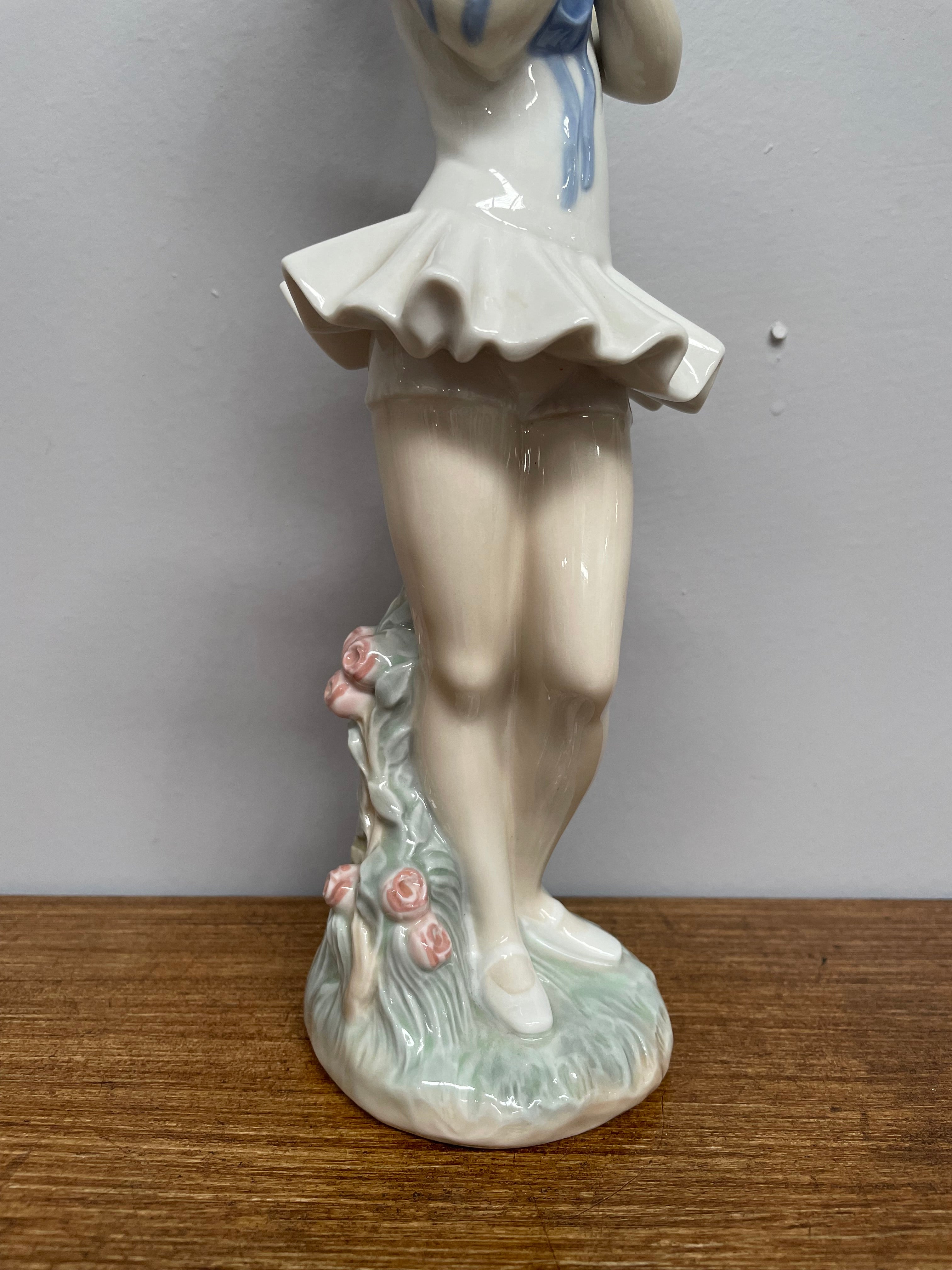 Lladro Nao Ballerina Figurine | Antique & Vintage | Moonee Ponds Antiques | Australia Wide Delivery