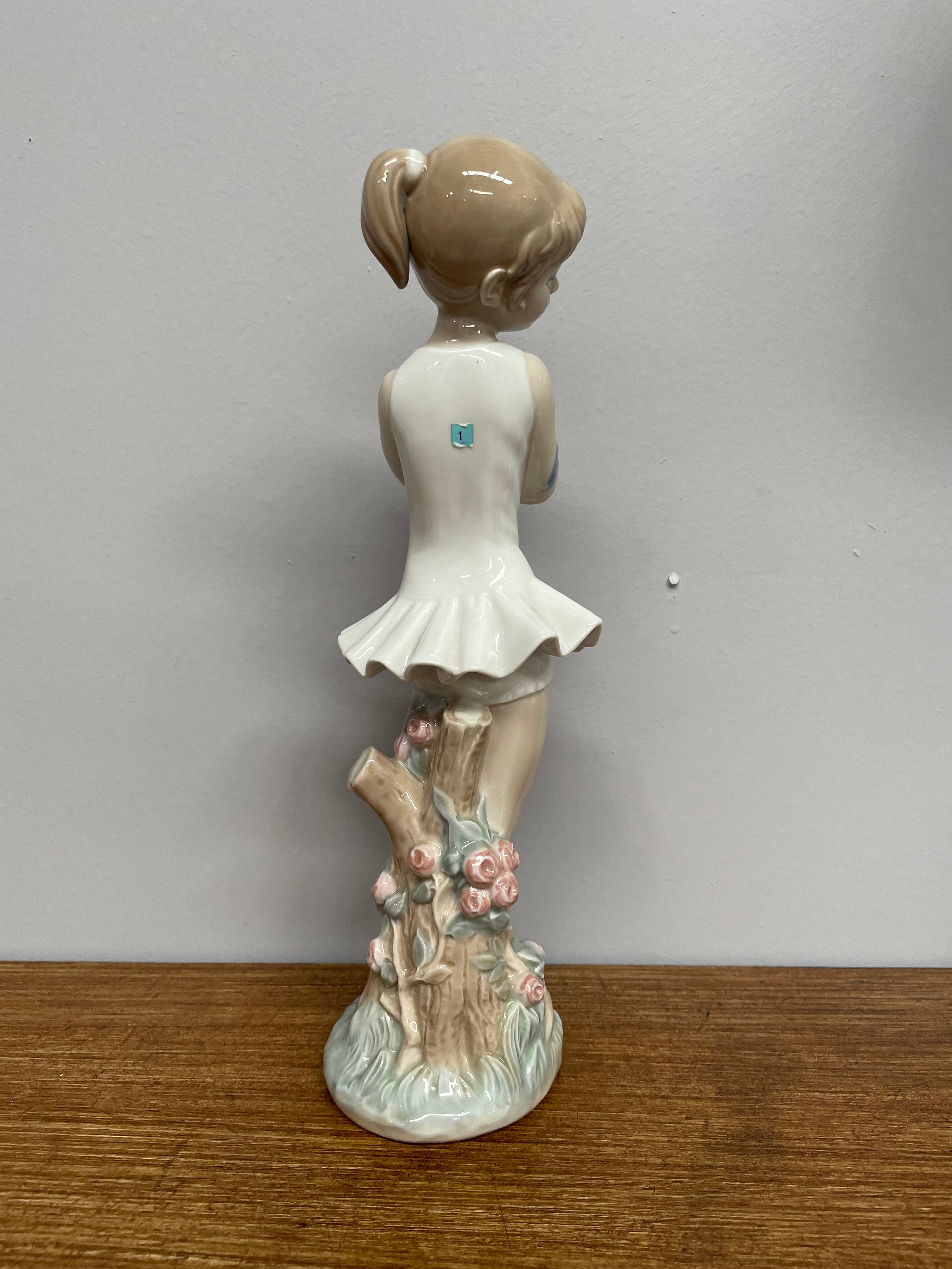 Lladro Nao Ballerina Figurine | Antique & Vintage | Moonee Ponds Antiques | Australia Wide Delivery