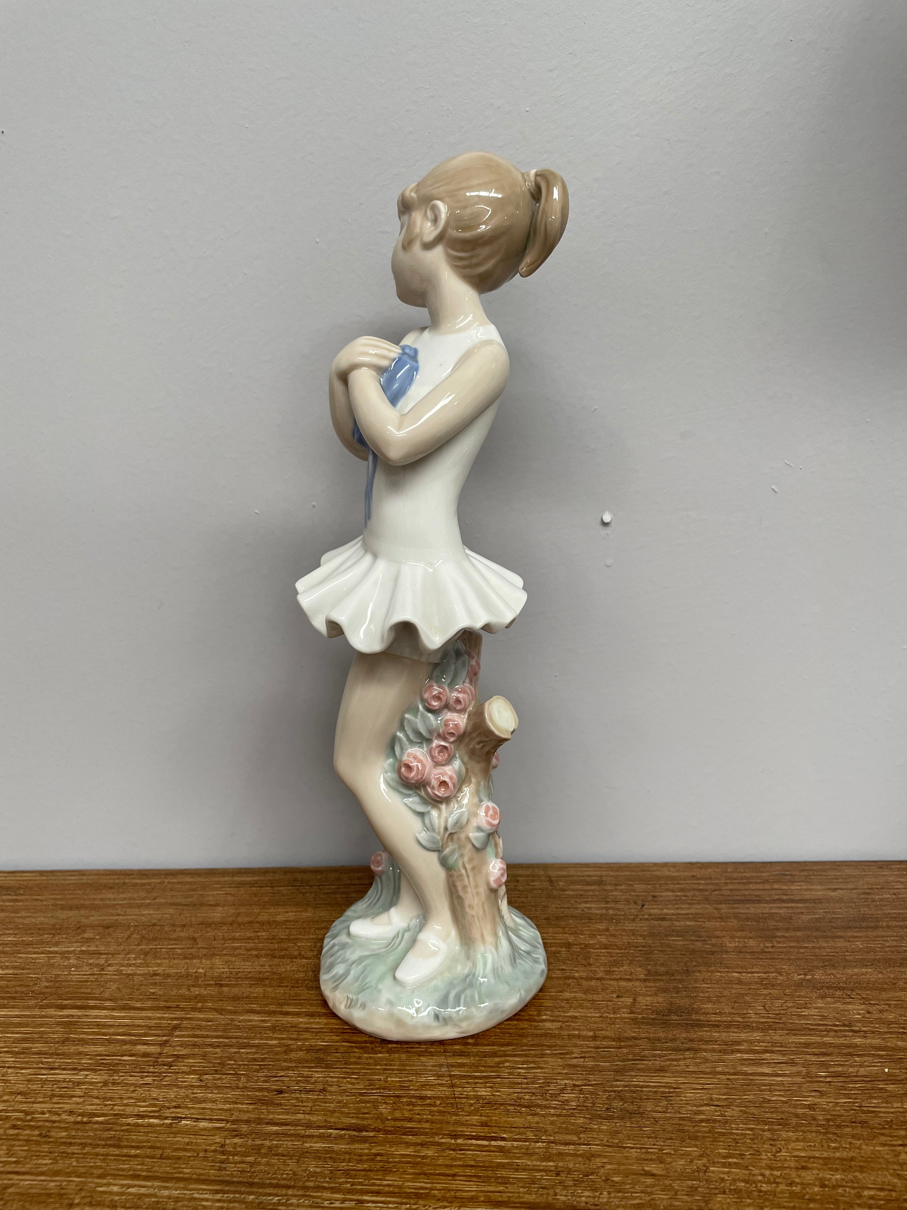 Lladro Nao Ballerina Figurine | Antique & Vintage | Moonee Ponds Antiques | Australia Wide Delivery