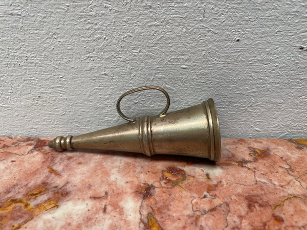 Silver plated Vintage candle snuffer with a handle on the side. Sourced locally and is in good original condition.