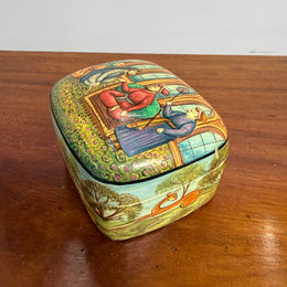 Vintage Hand Painted Persian Moghul Papier Mache Trinket Box