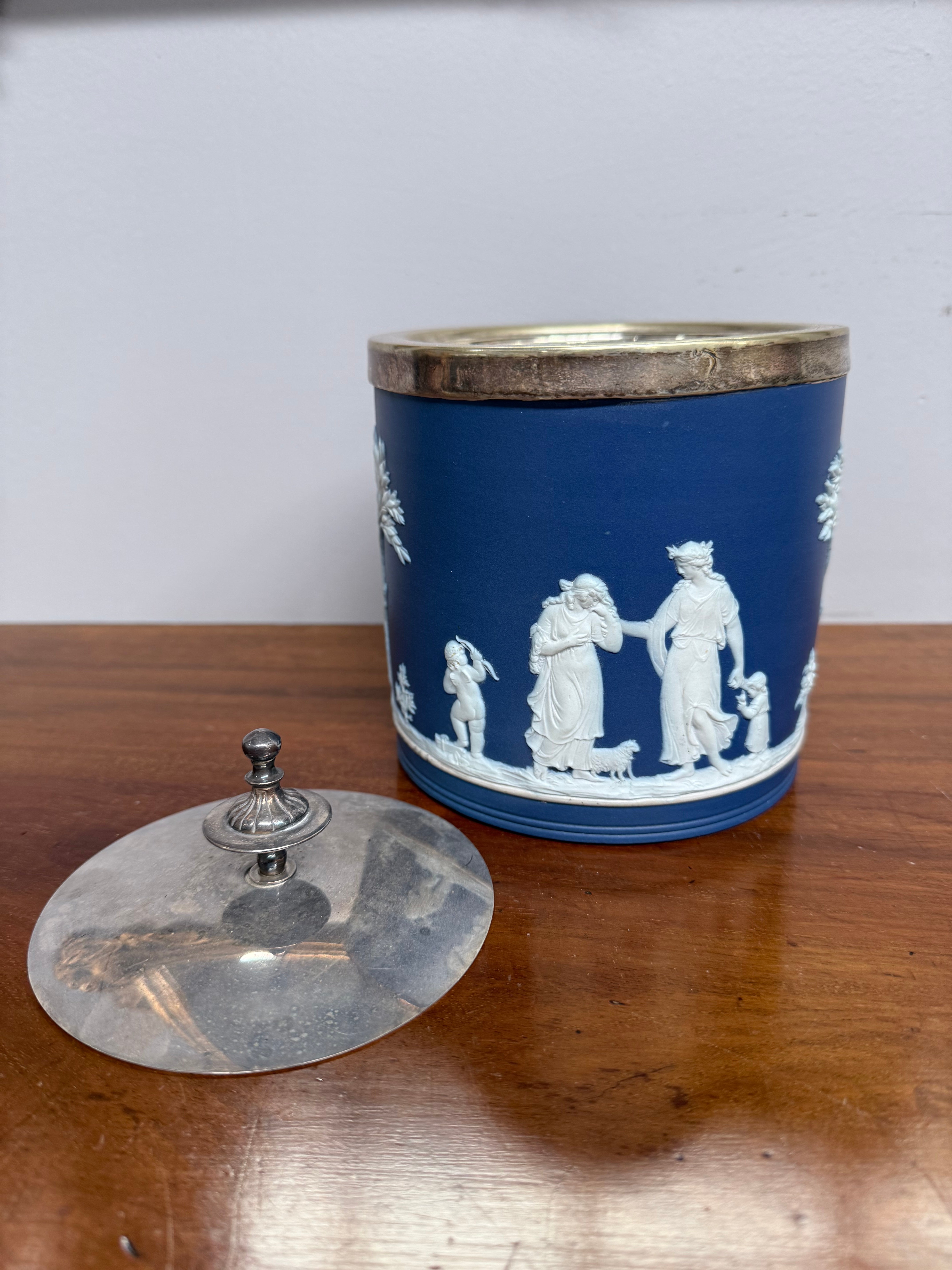 Blue & White Wedgwood Lidded Biscuit Barrel | Antique & Vintage | Moonee Ponds Antiques | Australia Wide
