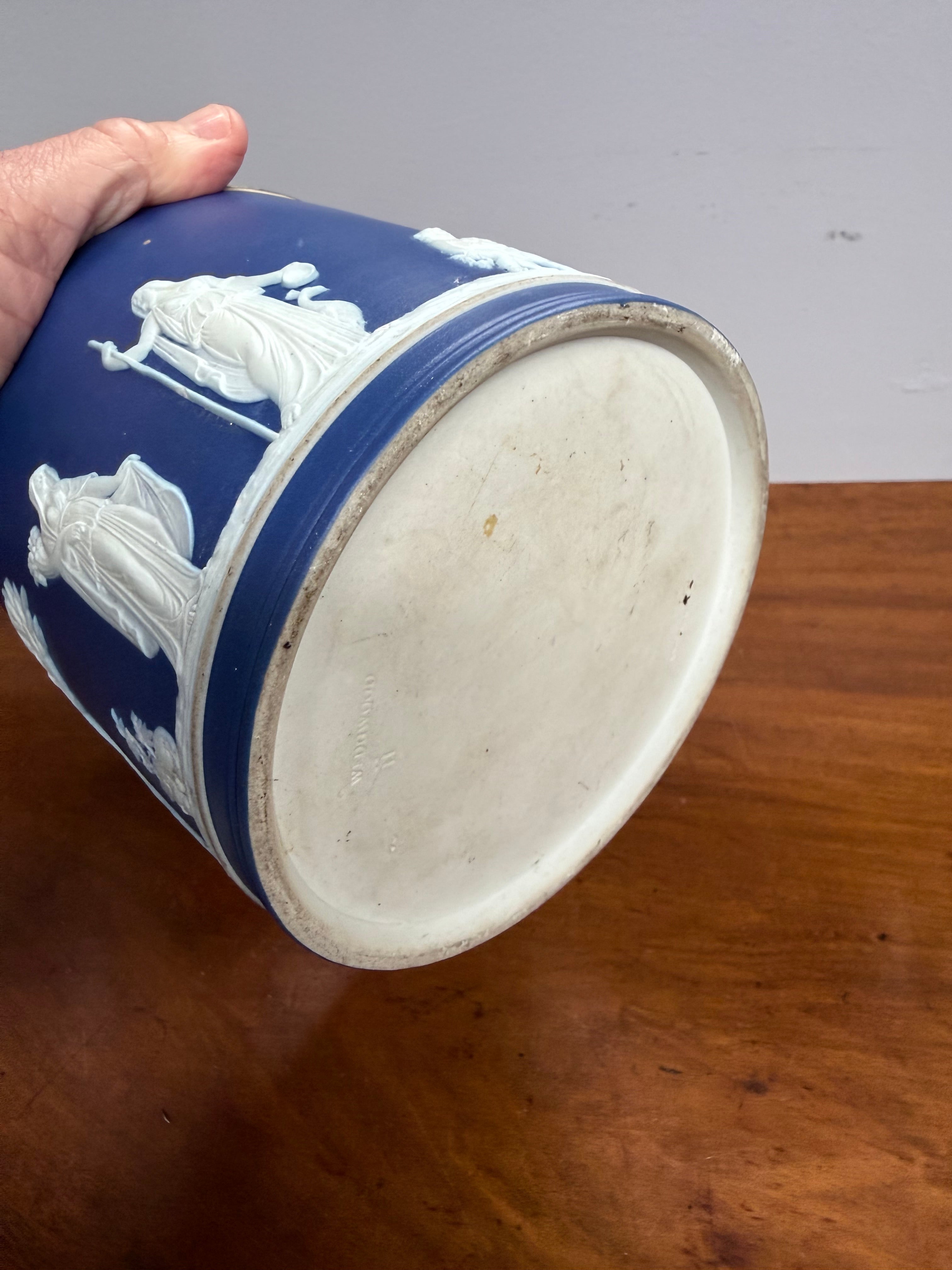 Blue & White Wedgwood Lidded Biscuit Barrel | Antique & Vintage | Moonee Ponds Antiques | Australia Wide